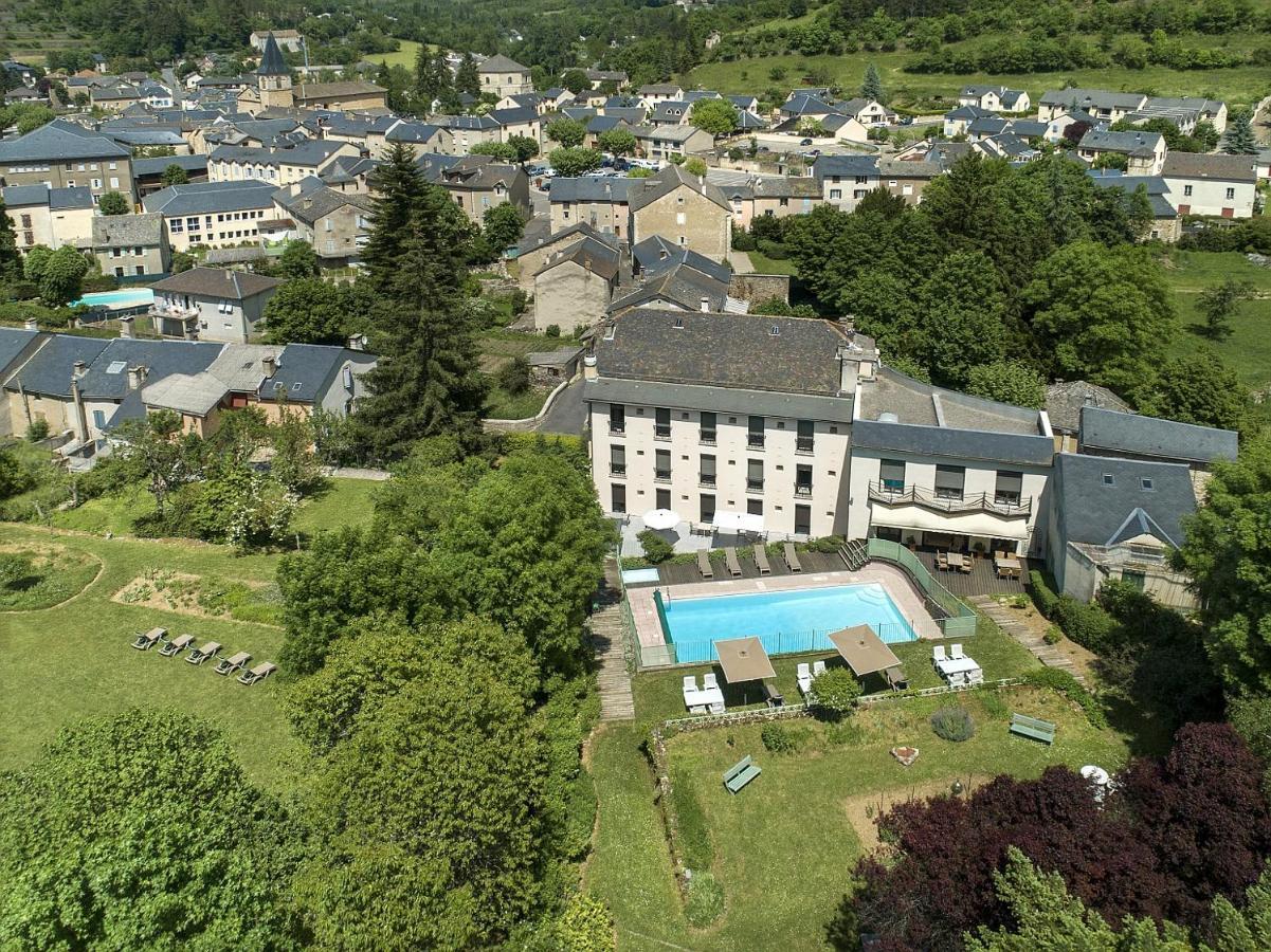 Logis Hotel Restaurant Le Mont Aigoual Meyrueis Exterior photo