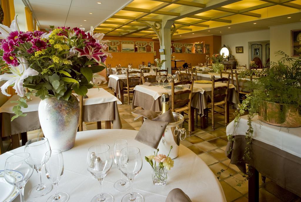 Logis Hotel Restaurant Le Mont Aigoual Meyrueis Exterior photo